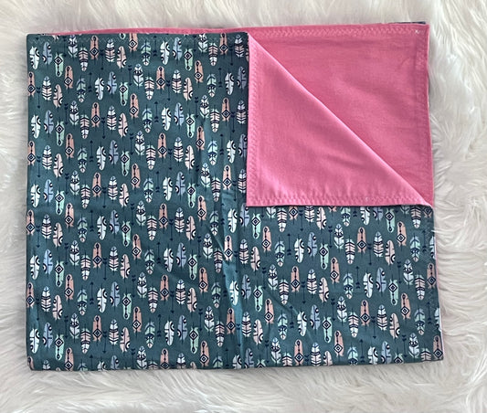 Pink feather toddler blanket