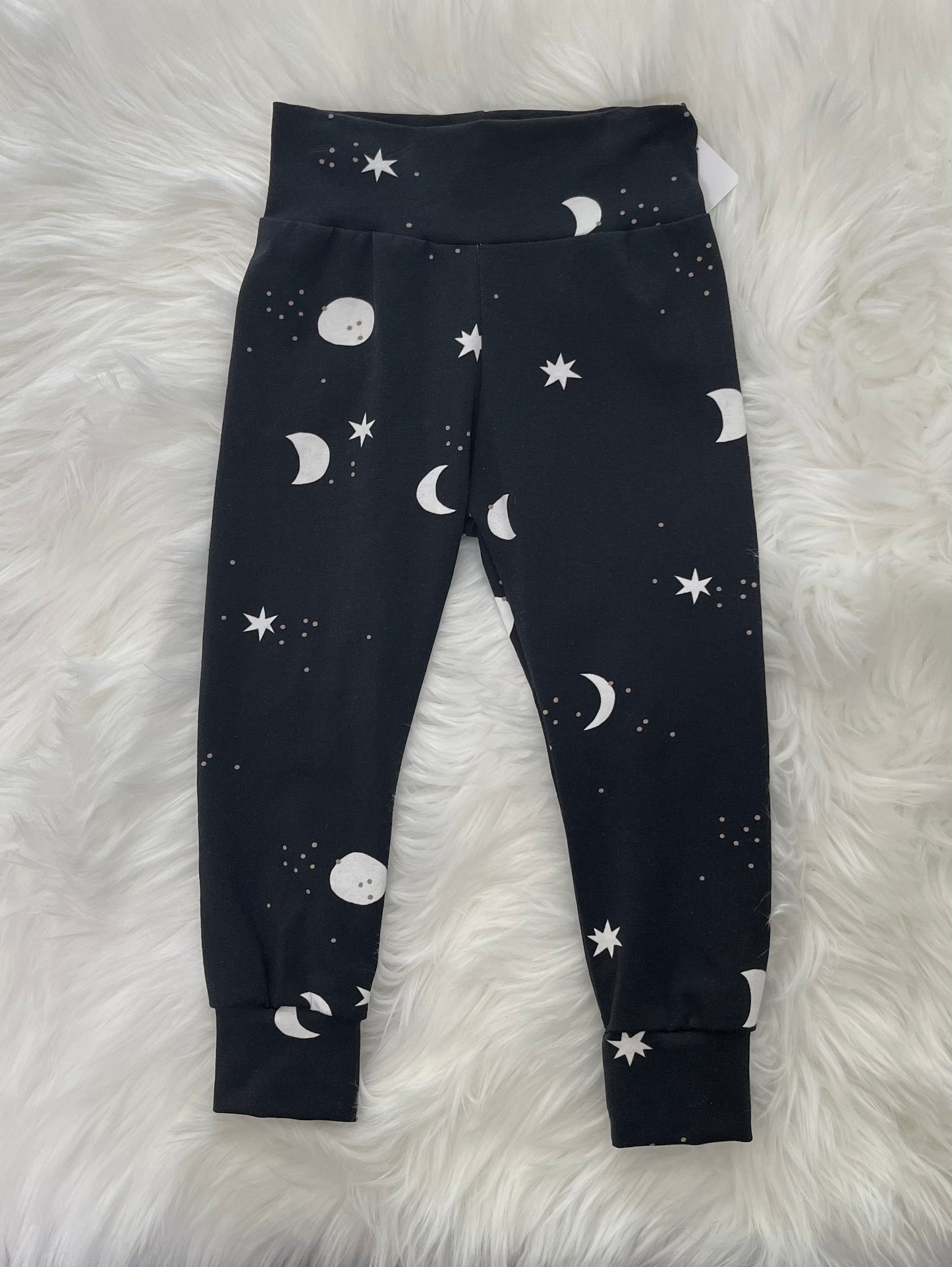 Black moon leggings